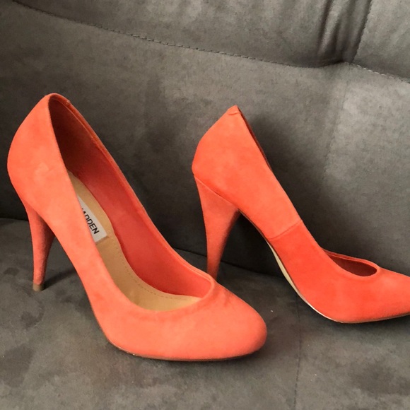 Steve Madden Unityy Coral Suede heels - Picture 3 of 6